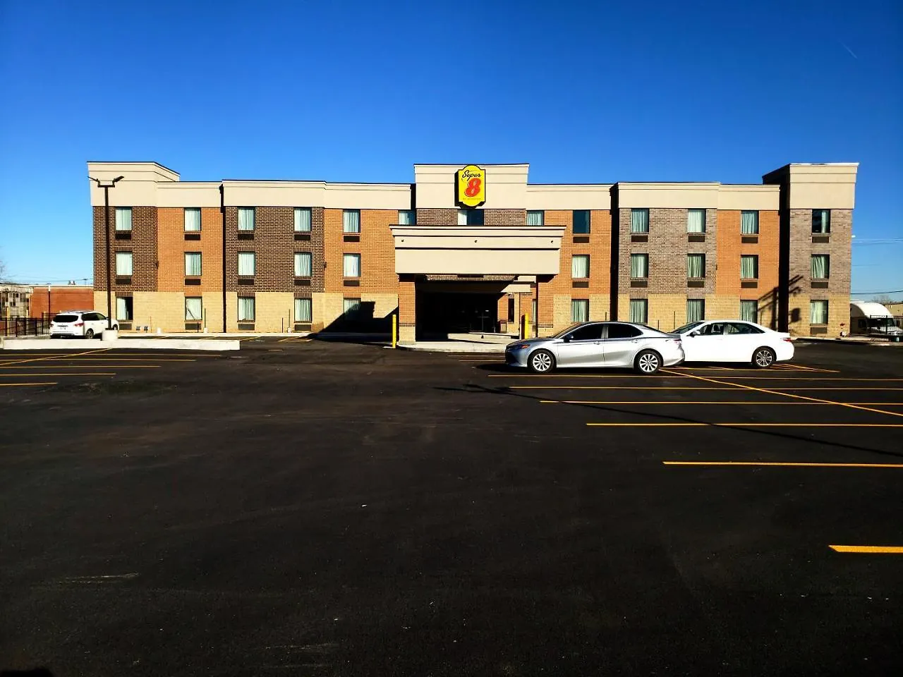 Super 8 By Wyndham St. Louis North Hotel