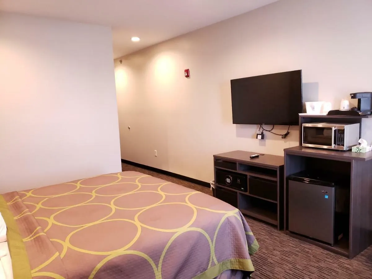 Super 8 By Wyndham St. Louis North Hotel United States